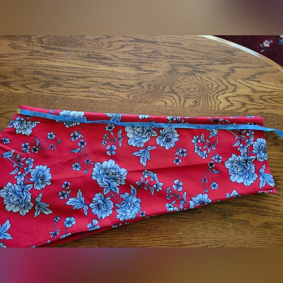 Ankle length floral print pants - Picture 12 of 16